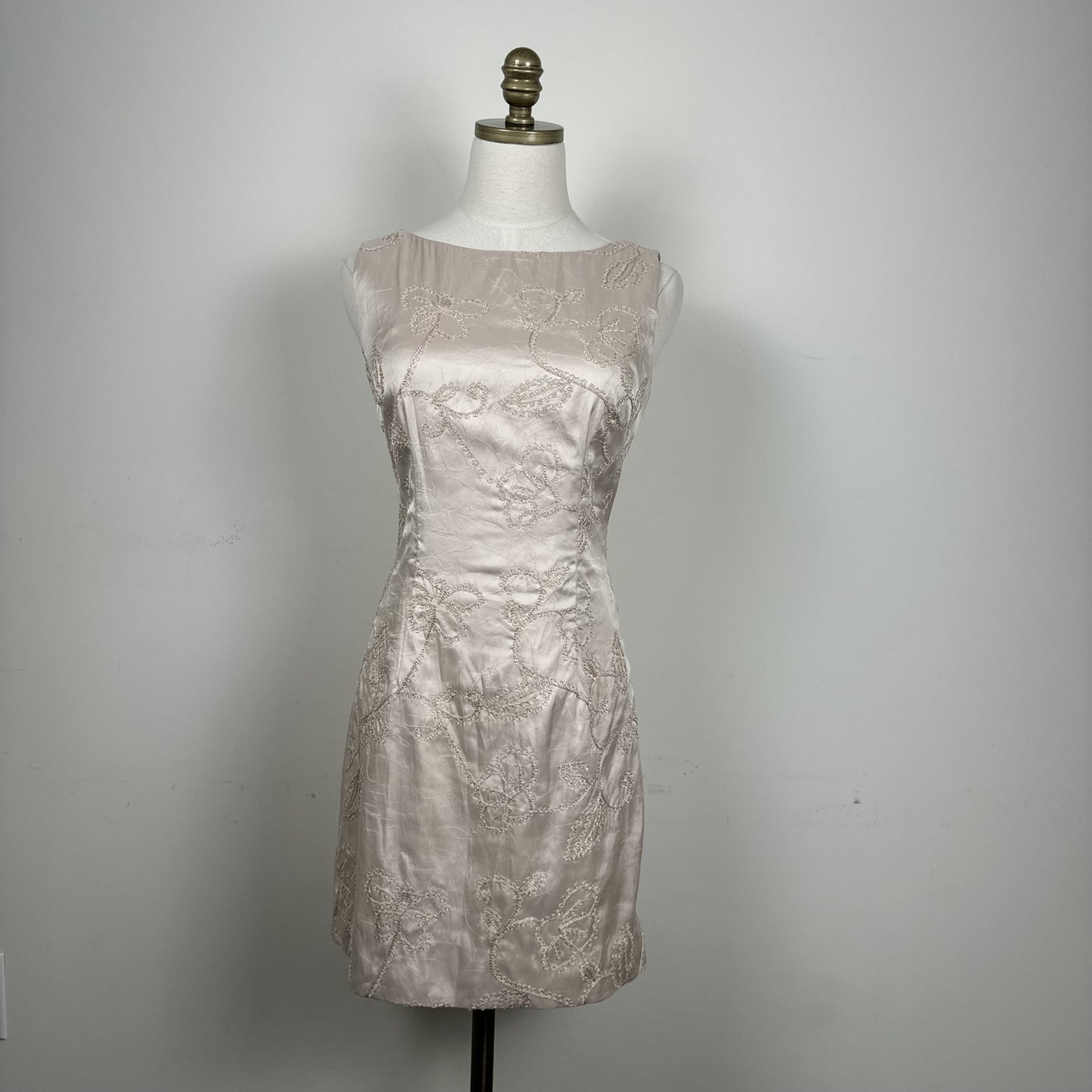 Beige Embroidered Fitted Sheath Dress with Lining – view 6