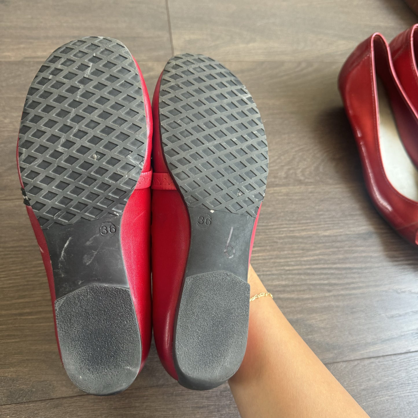 Vintage Steve Madden Red Ballet Flats with Black Contrast Stitch
