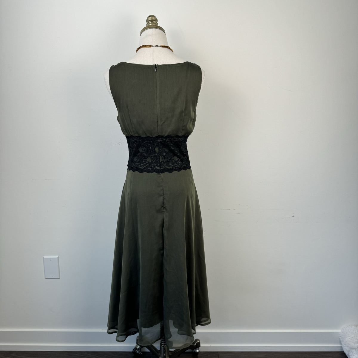 Vintage Metallic Green Chiffon Mesh Overlay Cinched Waist Dress – view 6