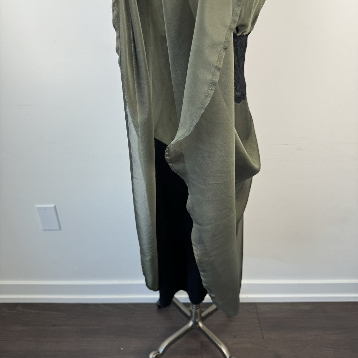 Vintage Metallic Green Chiffon Mesh Overlay Cinched Waist Dress – view 10