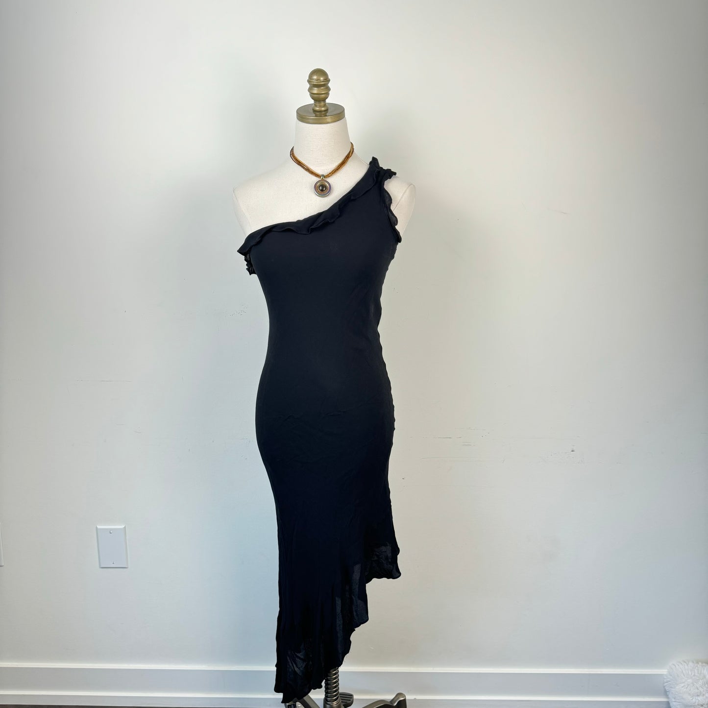 Vintage Black One Shoulder Asymmetric Midi Dress