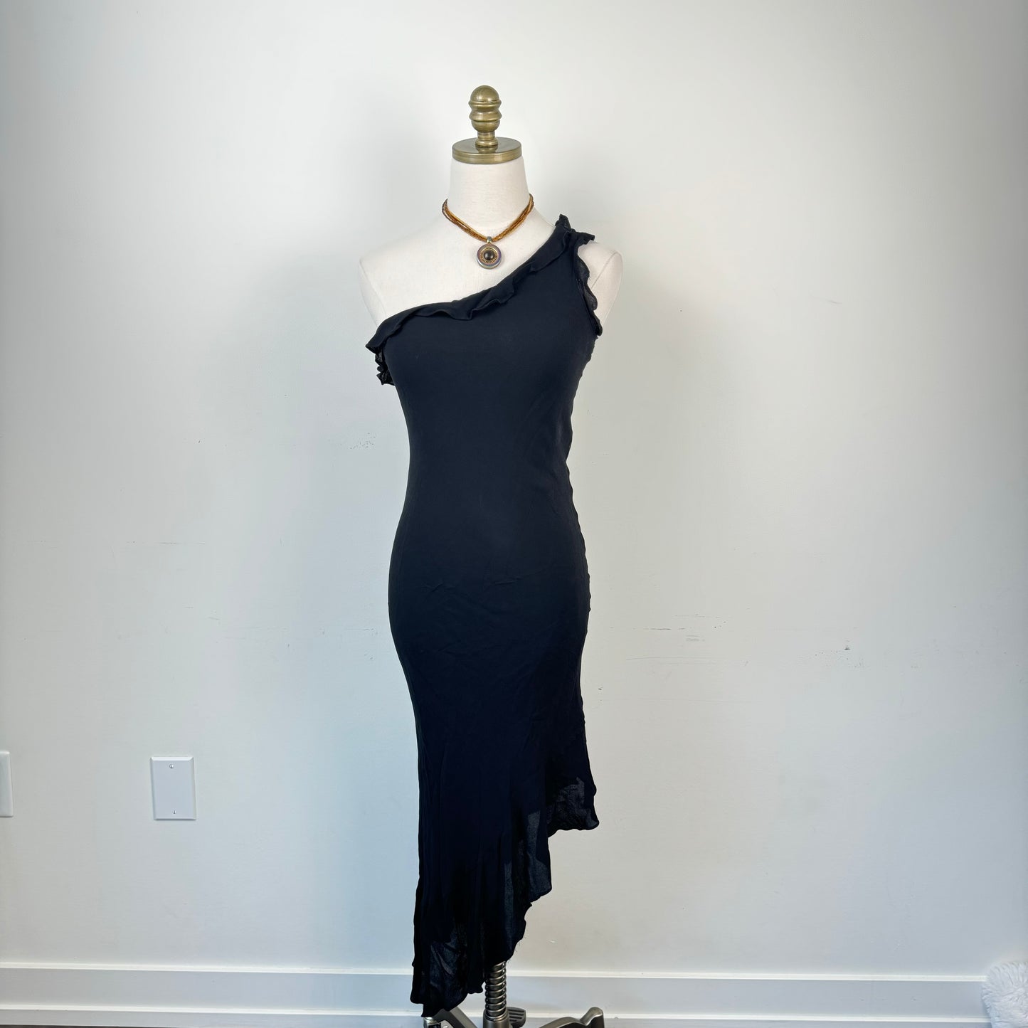 Vintage Black One Shoulder Asymmetric Midi Dress