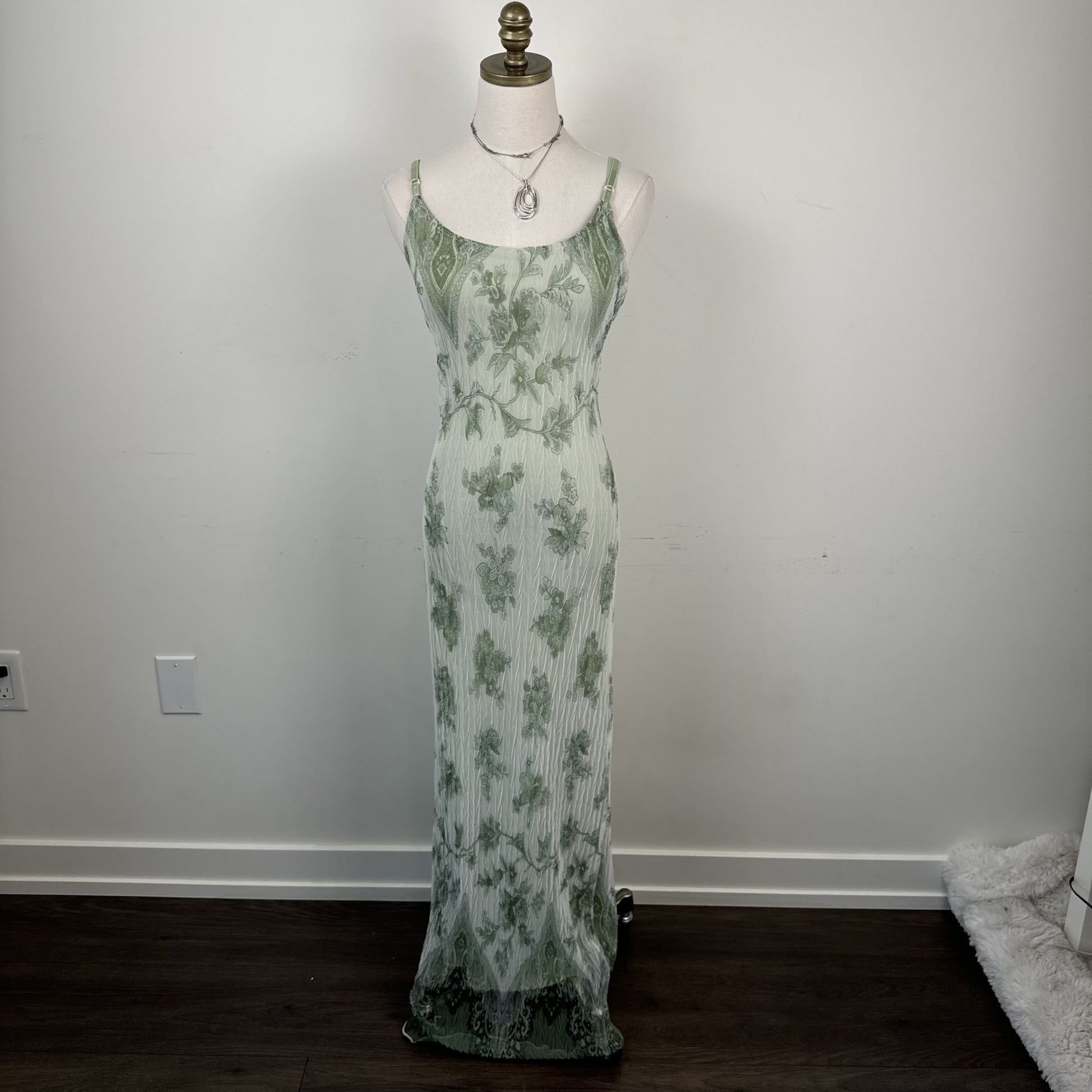 Vintage Le Chateau Pastel Green Chiffon Mesh Pleated Maxi Dress – view 2