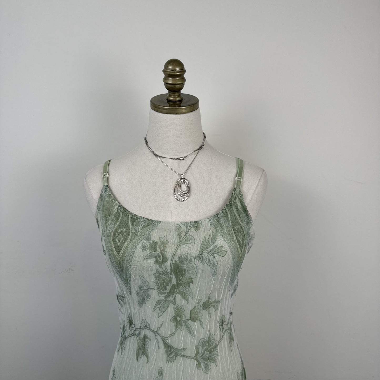 Vintage Le Chateau Pastel Green Chiffon Mesh Pleated Maxi Dress – view 7