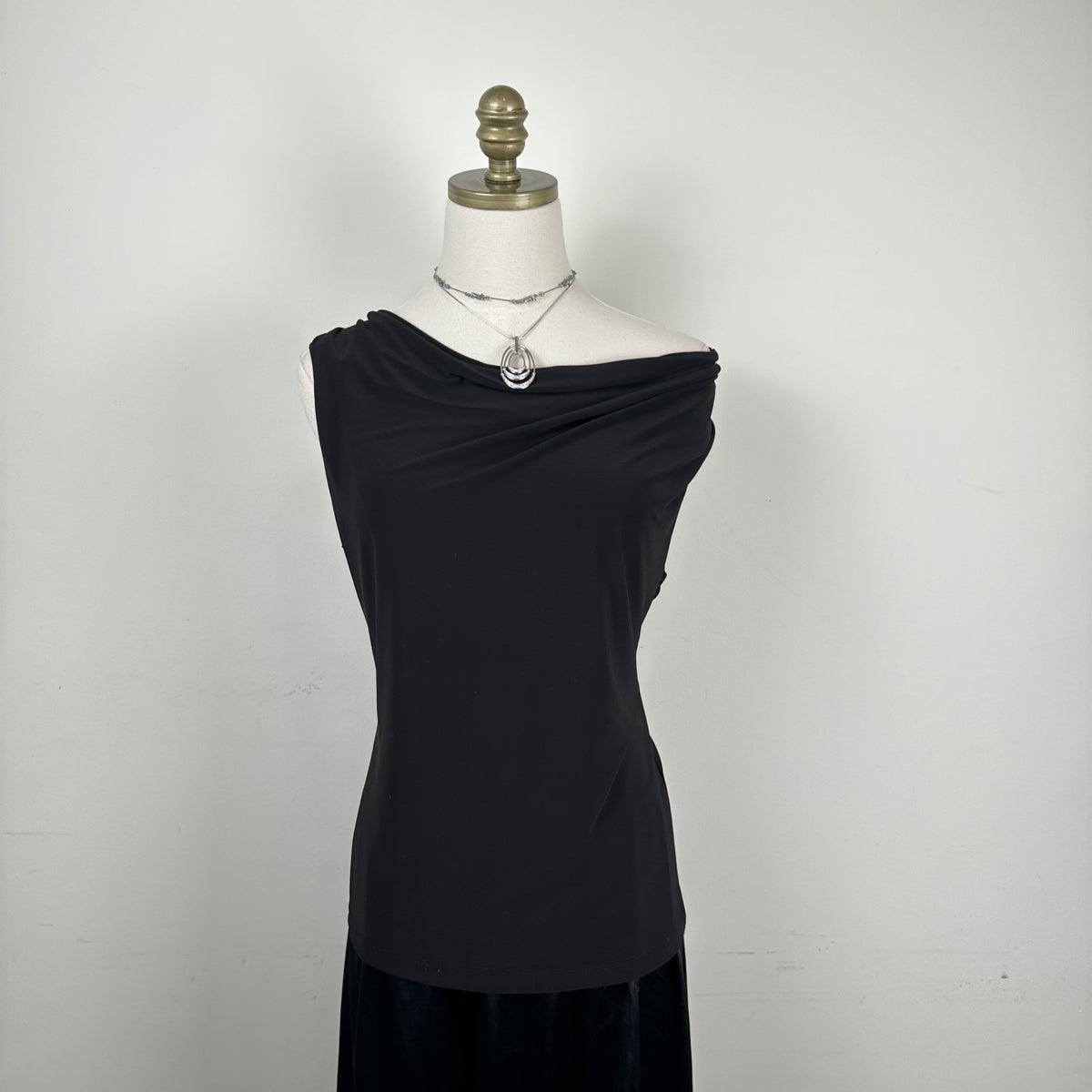 Vintage Black Cowl Neck Sleeveless Top – view 5
