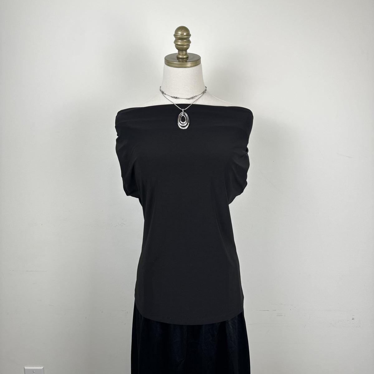 Vintage Black Cowl Neck Sleeveless Top – view 8