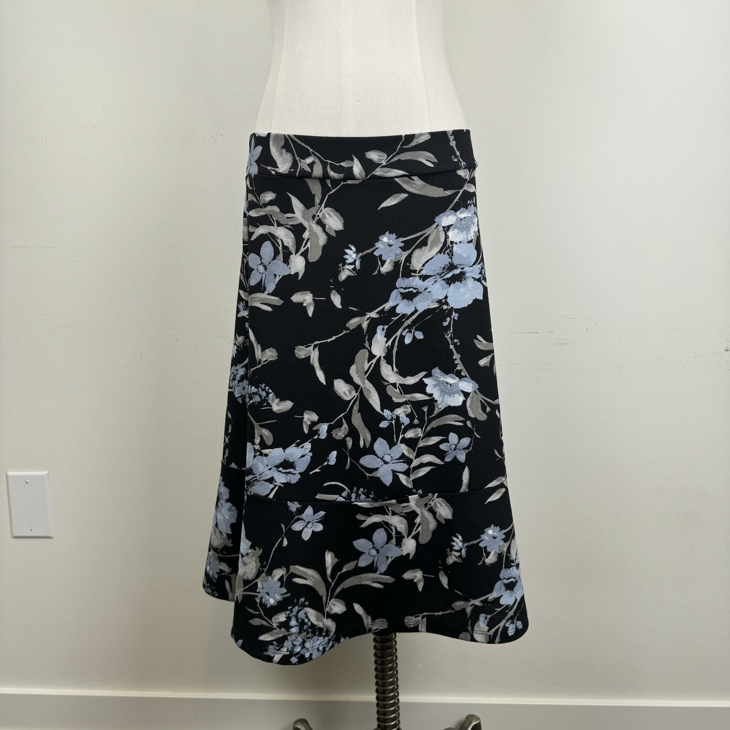 Vintage Vamp Black Floral Midi Skirt