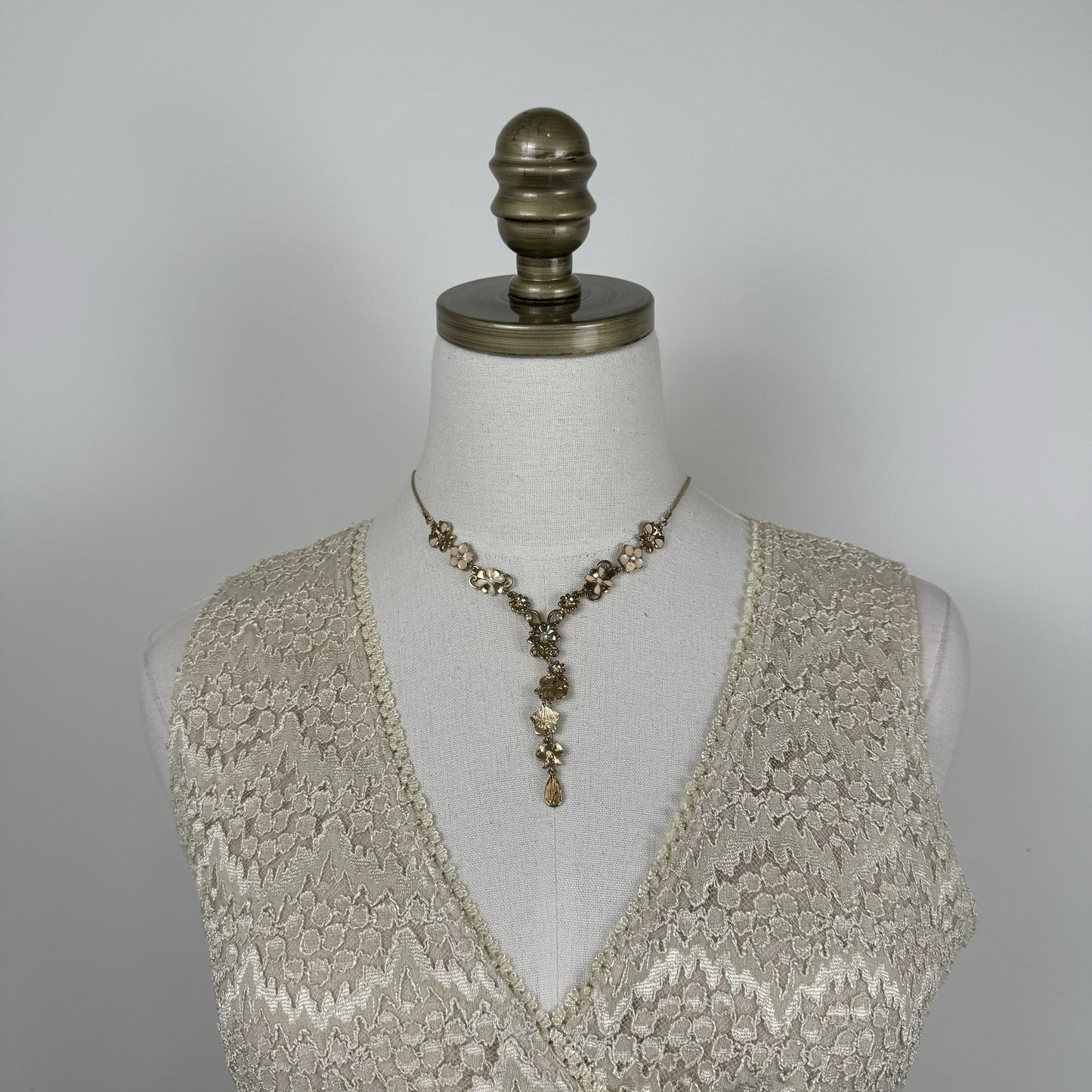 Vintage Beige Lace Sleeveless Wrap Top – view 6
