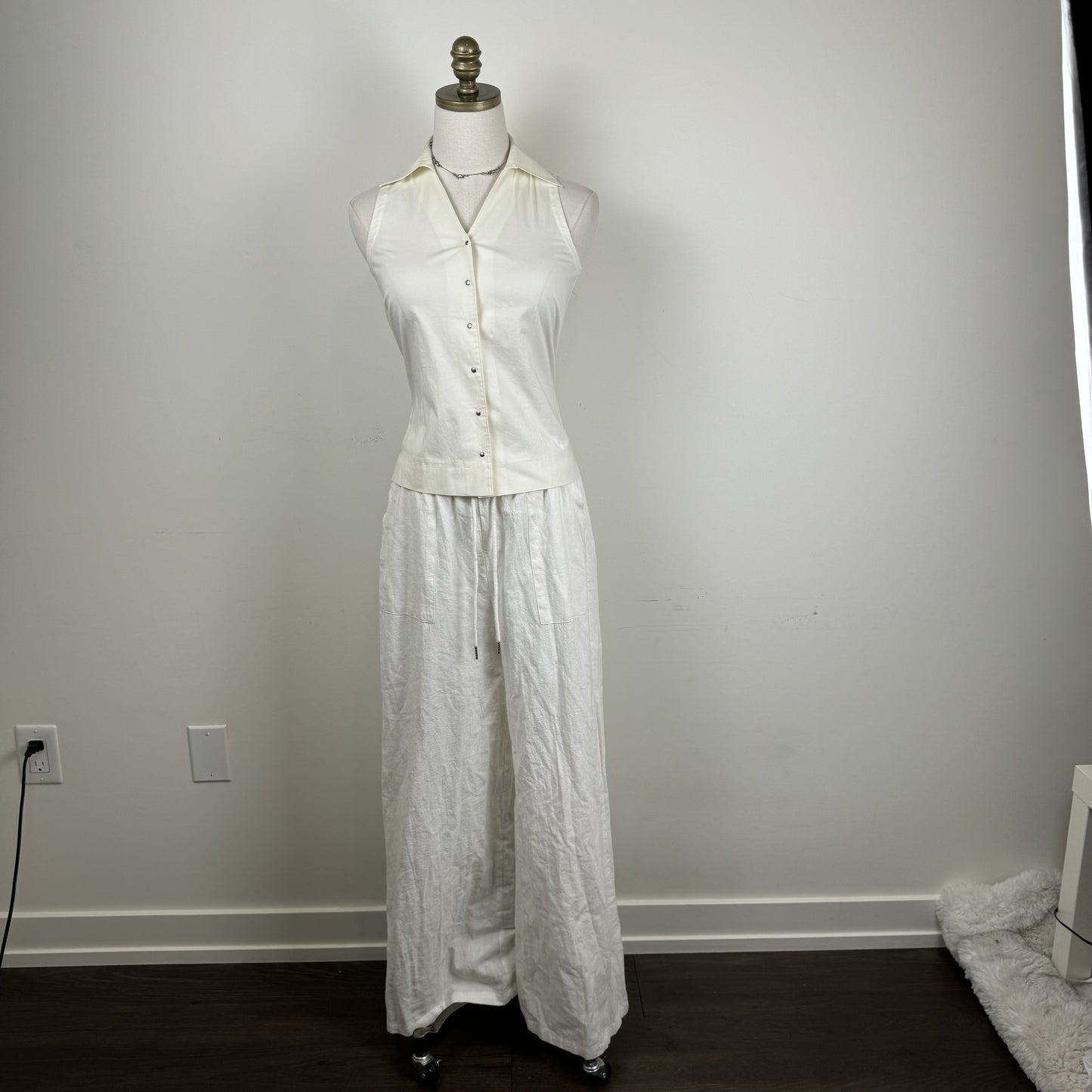 Vintage Esprit Cream Cotton Clip-Up Collar Vest – view 2