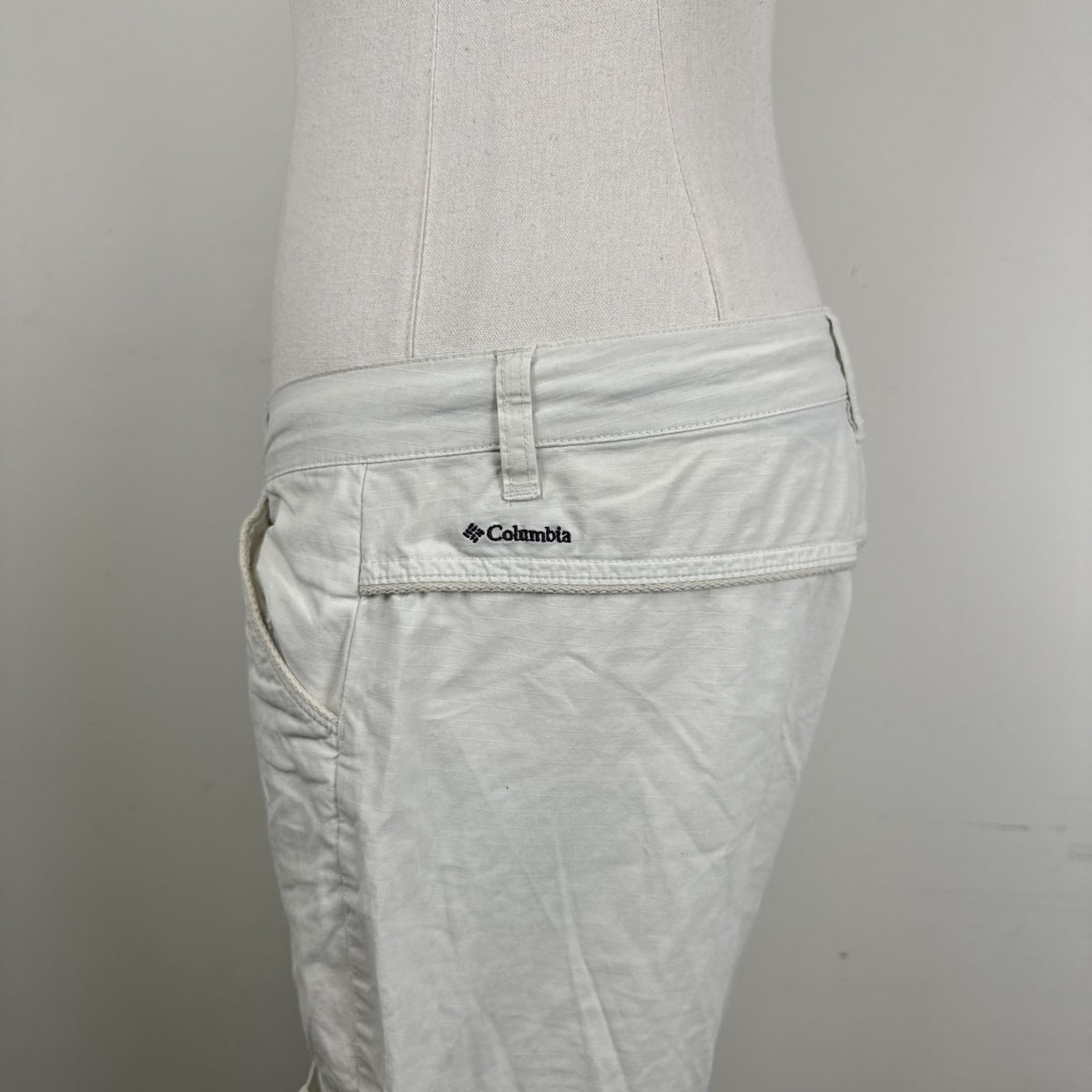 Columbia White Flared Cargo Pants – view 8