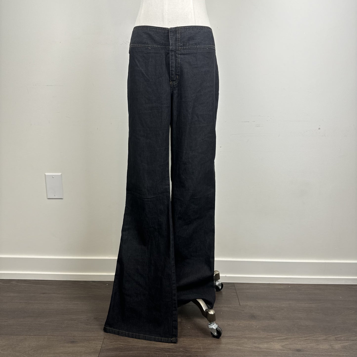 Vintage Smart Set Dark Wash Low Rise Flared Bootcut Jeans