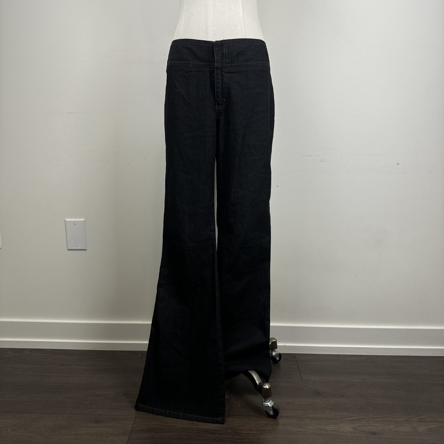Vintage Smart Set Dark Wash Low Rise Flared Bootcut Jeans – view 3