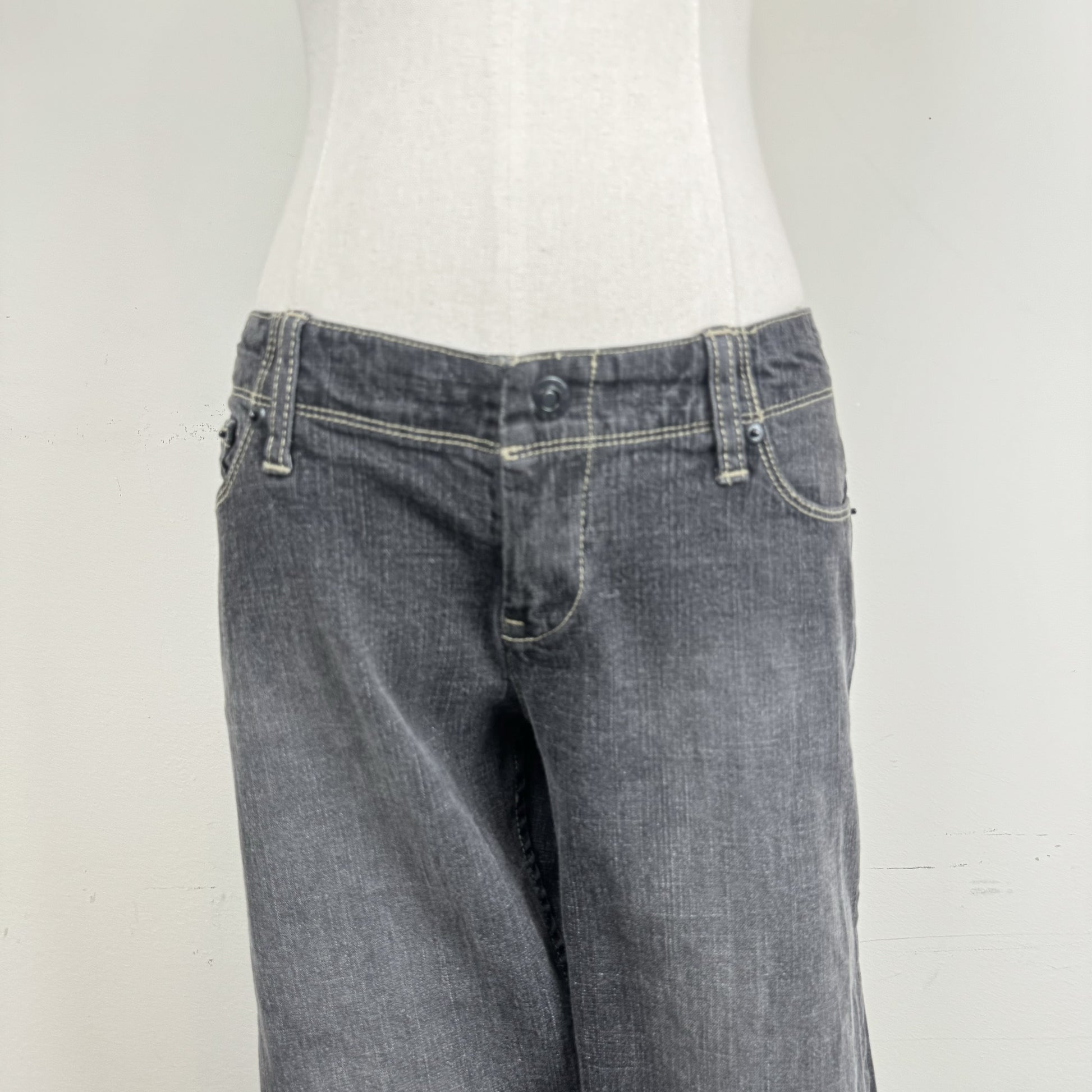 Y2K Buffalo Grey Low Rise Flared Jeans Clip Button Closure – view 5