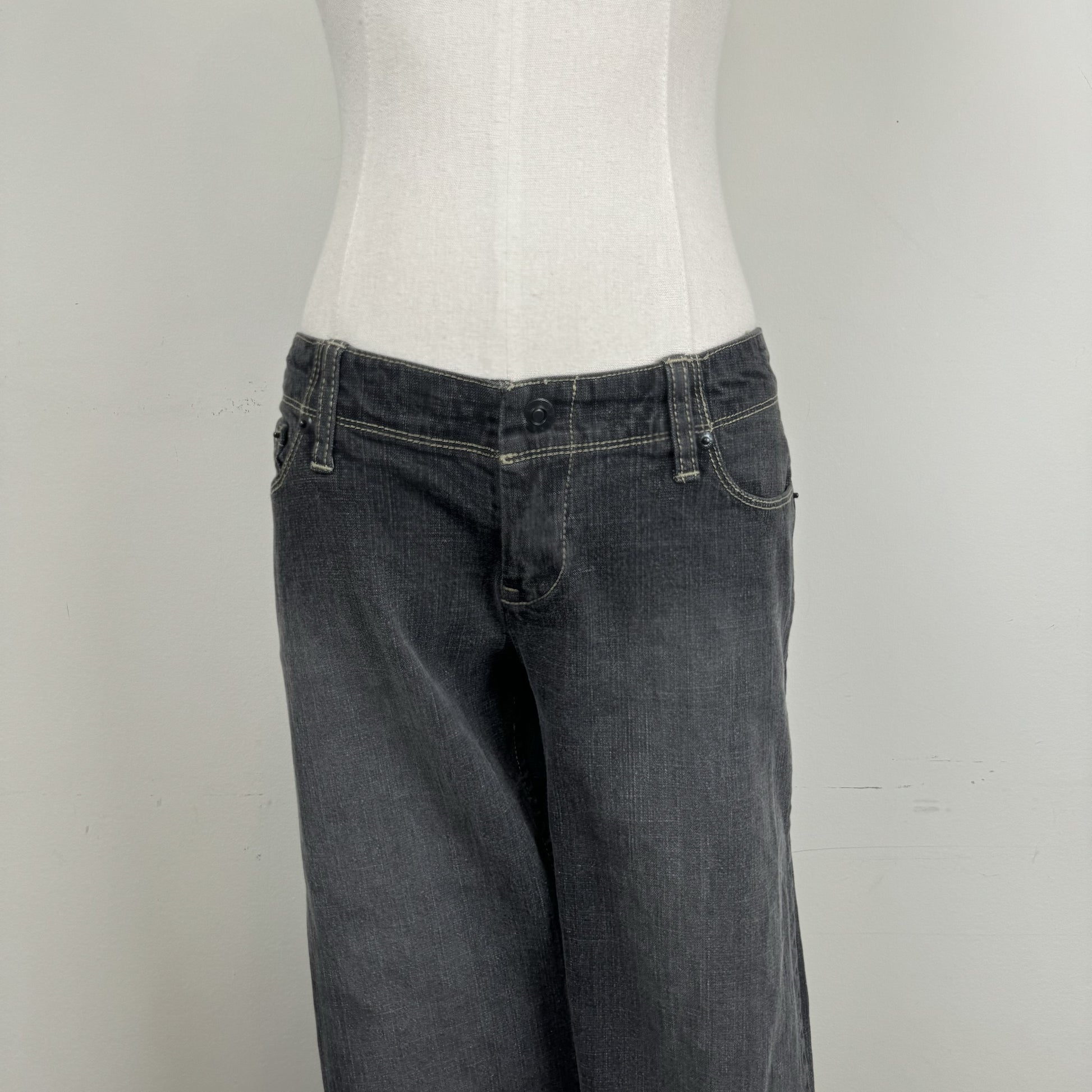 Y2K Buffalo Grey Low Rise Flared Jeans Clip Button Closure – view 6