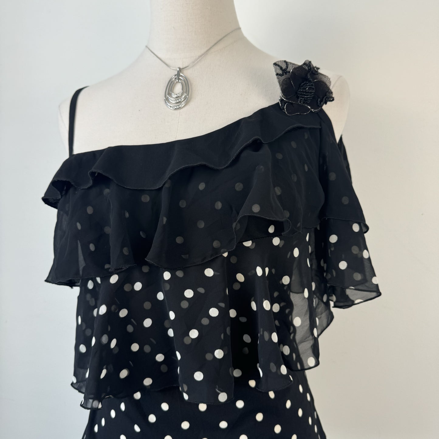 Vintage  Black Polka Dot Asymmetric Off Shoulder Top – view 8