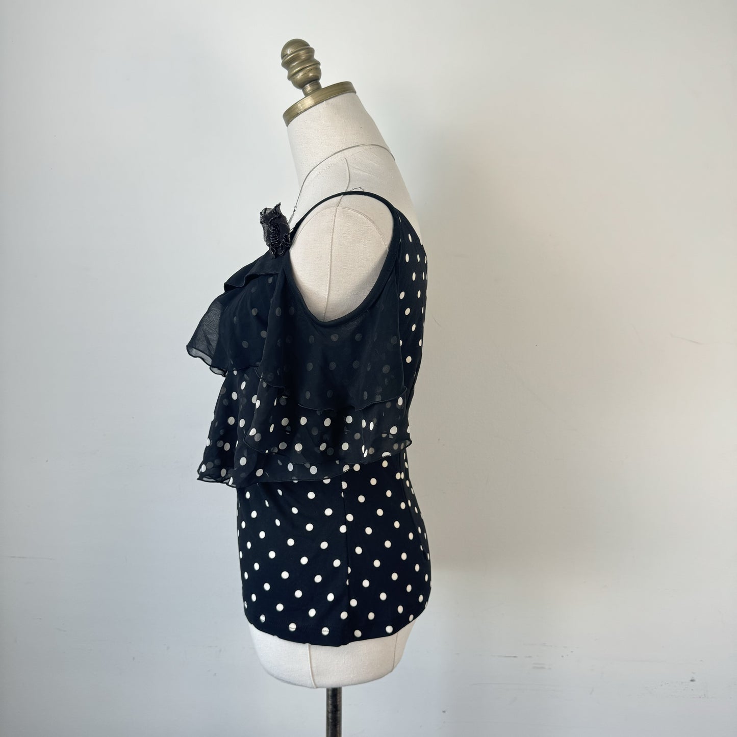Vintage  Black Polka Dot Asymmetric Off Shoulder Top – view 3