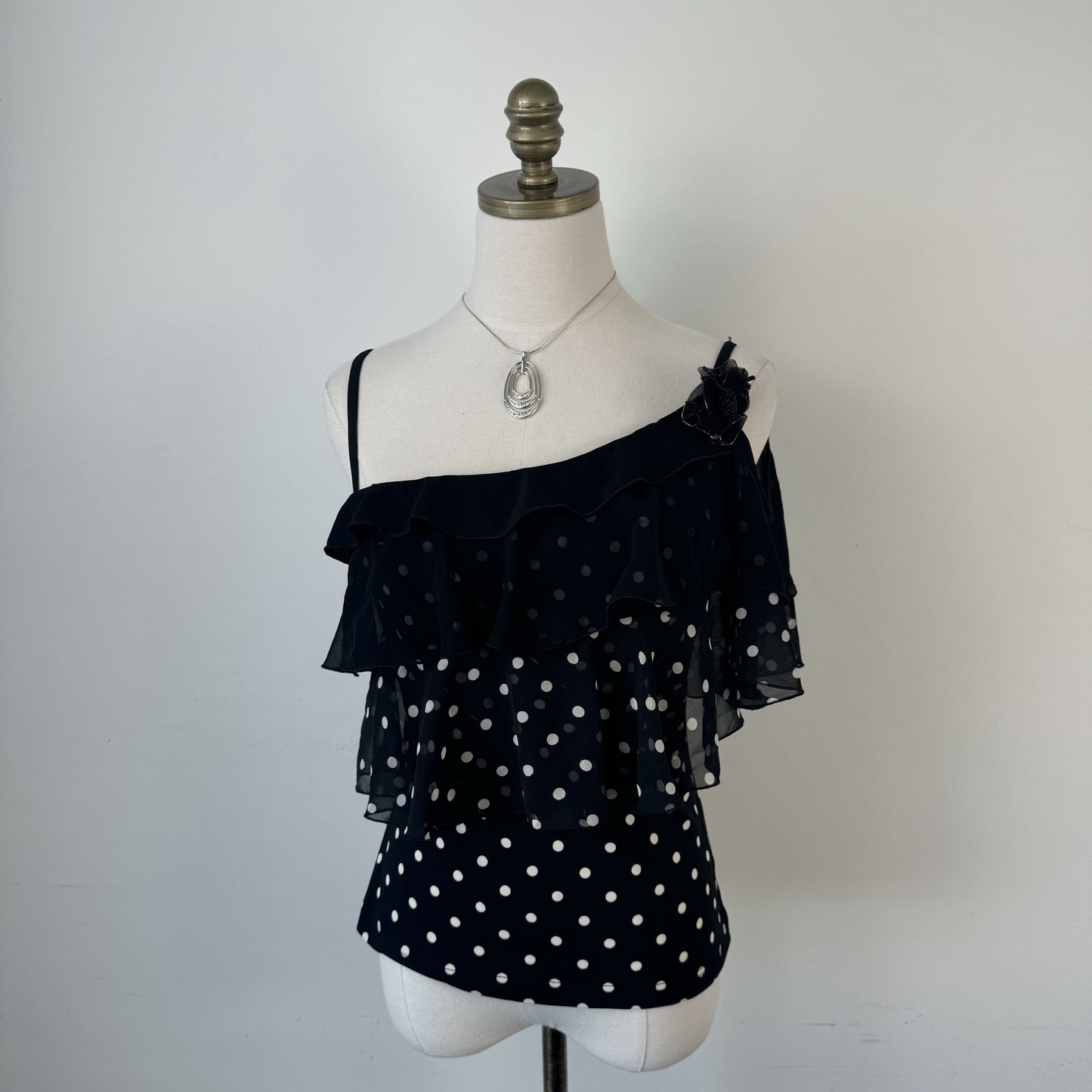 Vintage  Black Polka Dot Asymmetric Off Shoulder Top – view 6