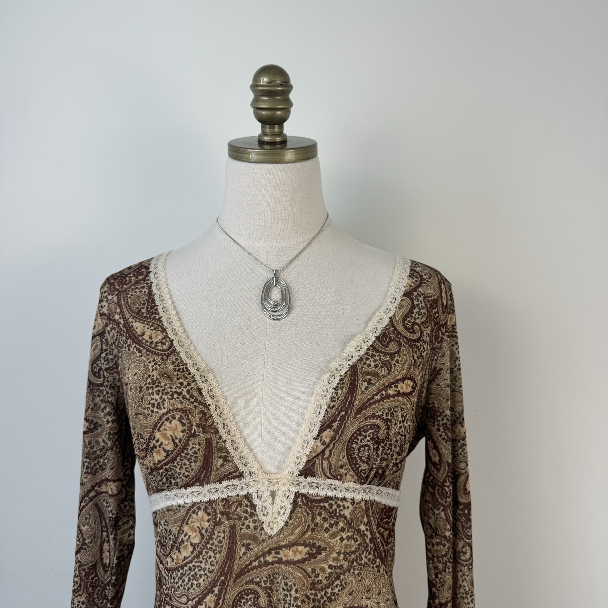 Vintage Fairy Paisley Print Bell Sleeve Mesh Lace Trim Top – view 4