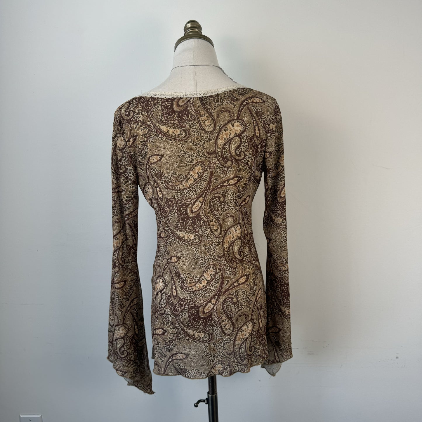 Vintage Fairy Paisley Print Bell Sleeve Mesh Lace Trim Top – view 3