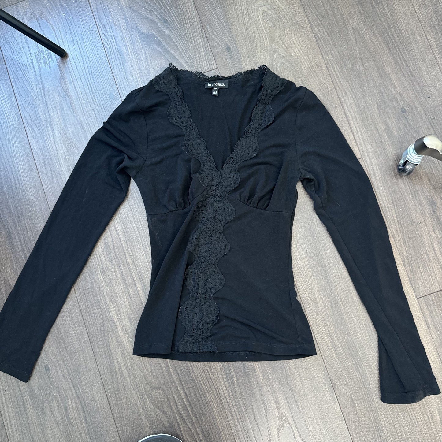 Vintage Le Chateau Fitted Lace Bell Sleeve Top – view 10