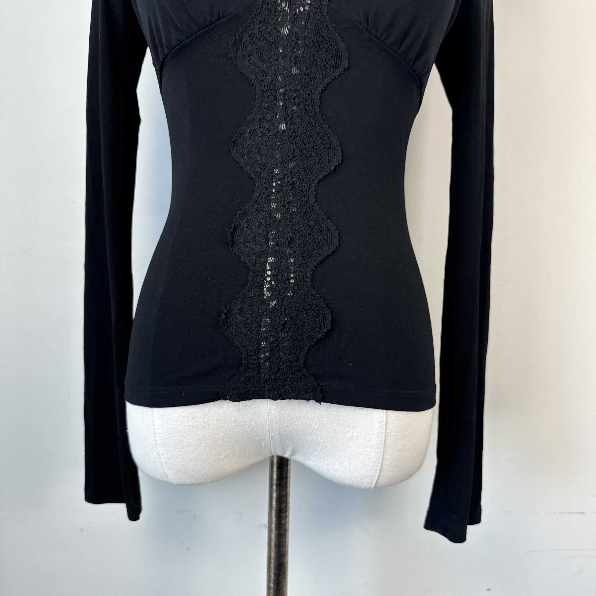 Vintage Le Chateau Fitted Lace Bell Sleeve Top – view 8