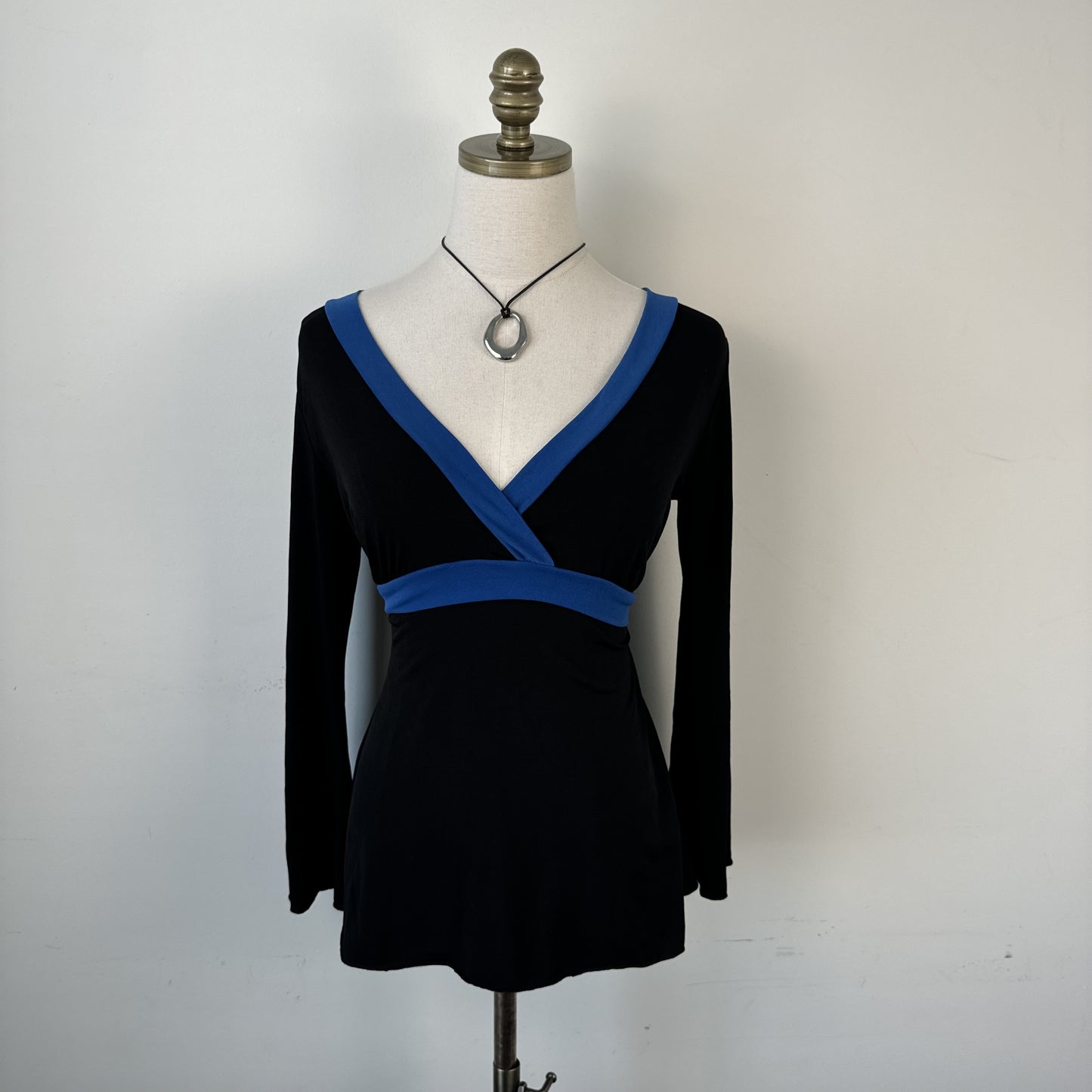 Vintage Blue & Black  Babydoll  Tie Up Wrap Top – view 2