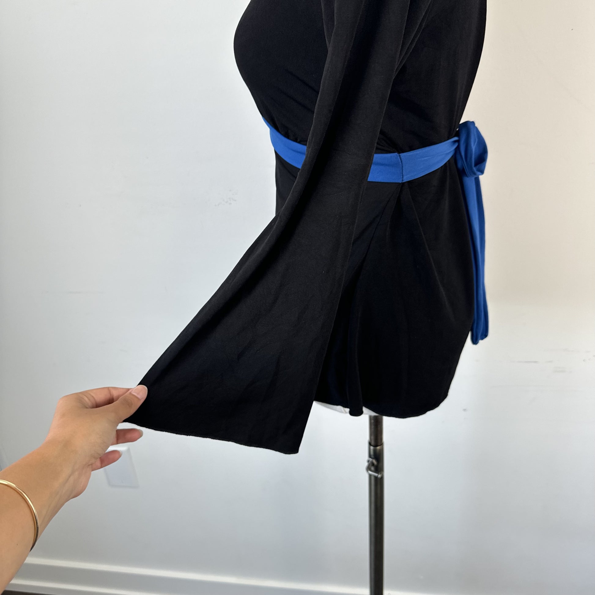 Vintage Blue & Black  Babydoll  Tie Up Wrap Top – view 9
