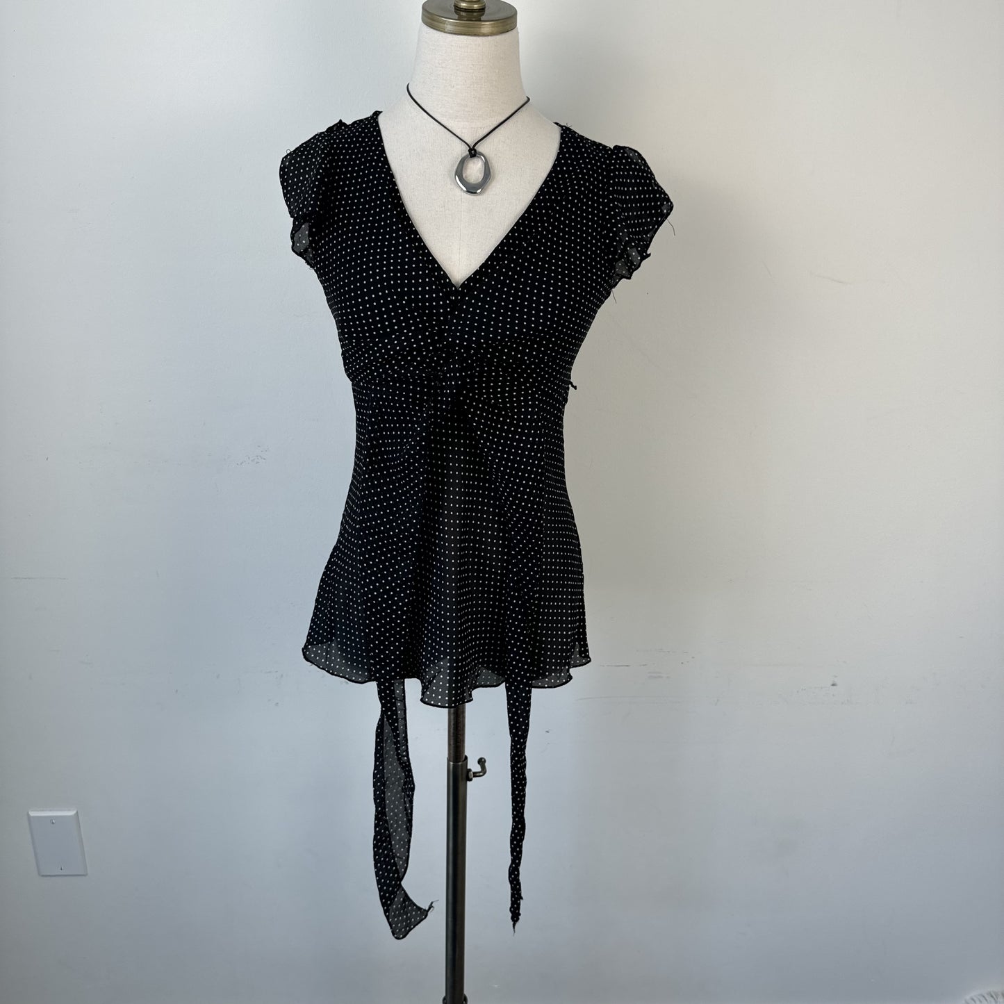 Vintage Semi-Sheer Chiffon Polka Dot Tie Up Top – view 6