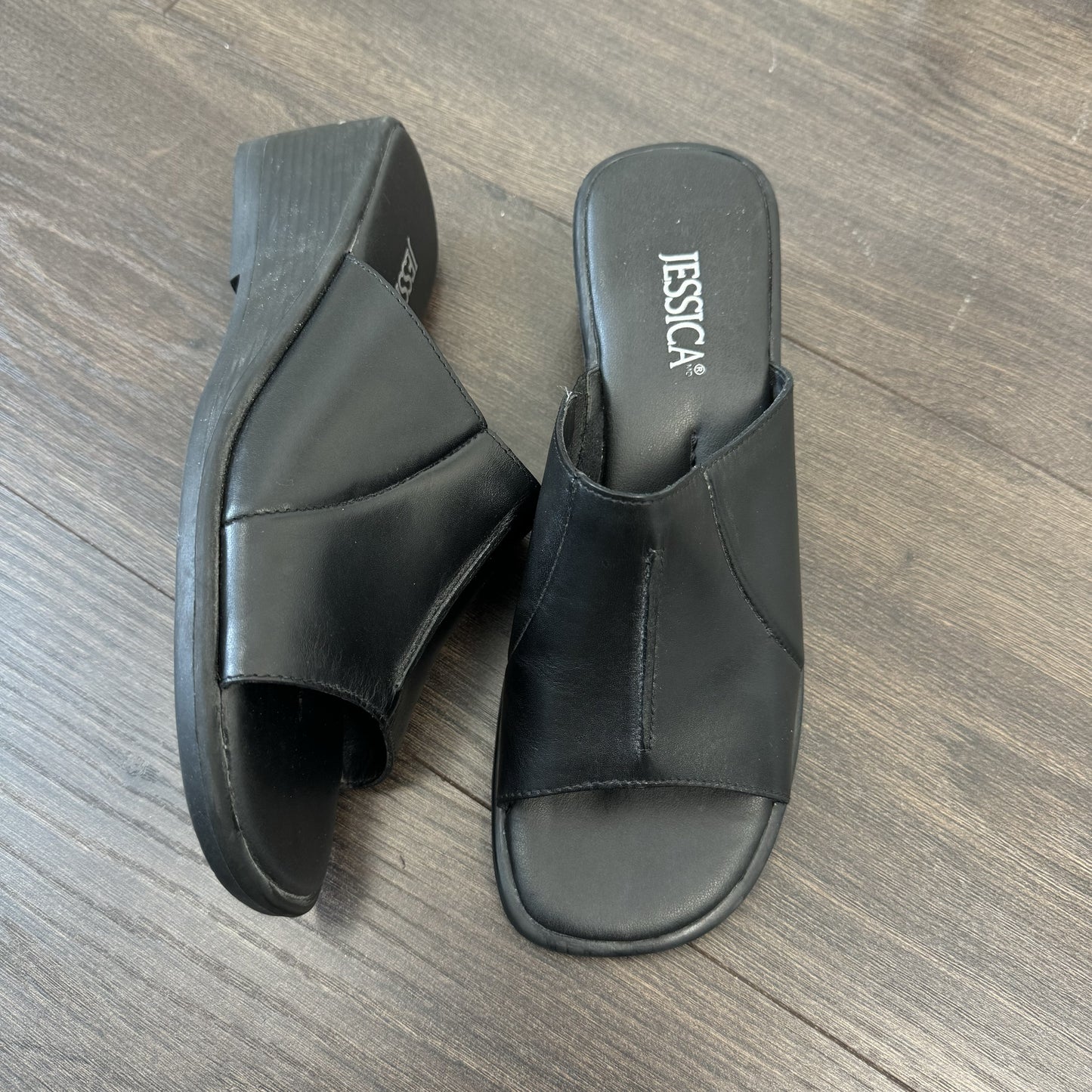 Vintage Black Jesscia Leather Wedge Sandals – view 5