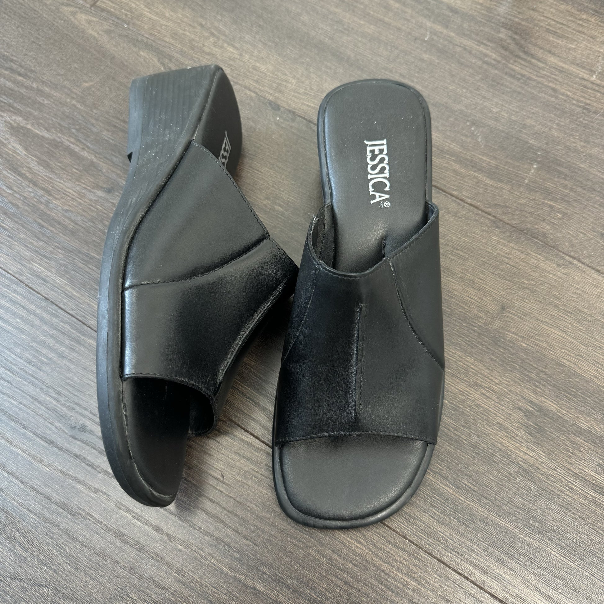 Vintage Black Jesscia Leather Wedge Sandals – view 5