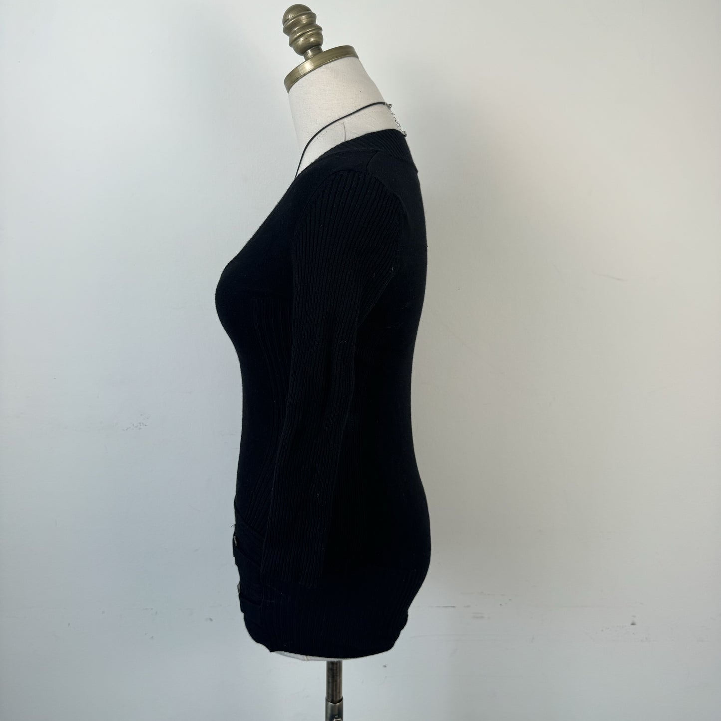 Le Chateau Black Fitted V-Neck Sweater with Buckle Waist Detail – view 4