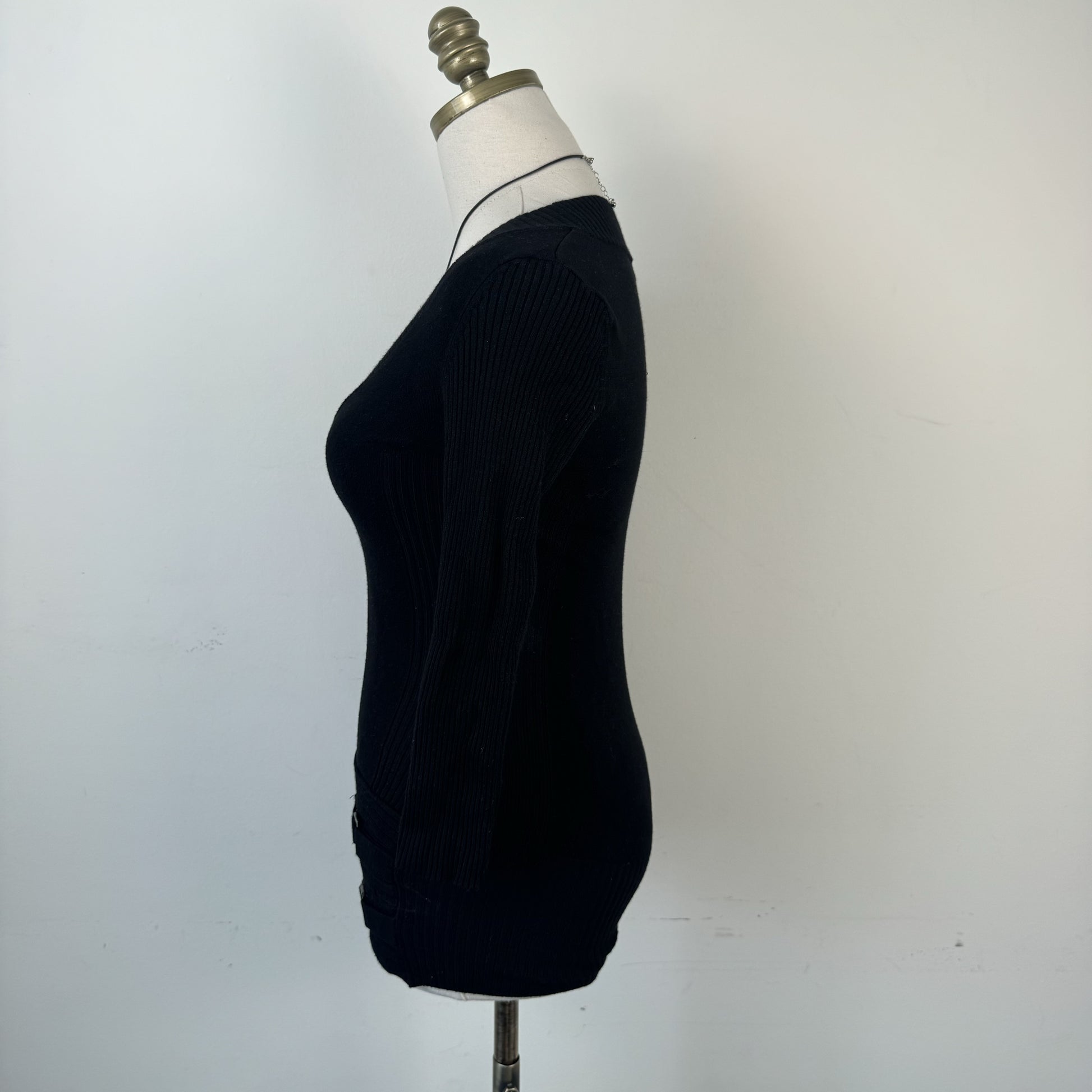 Le Chateau Black Fitted V-Neck Sweater with Buckle Waist Detail – view 4