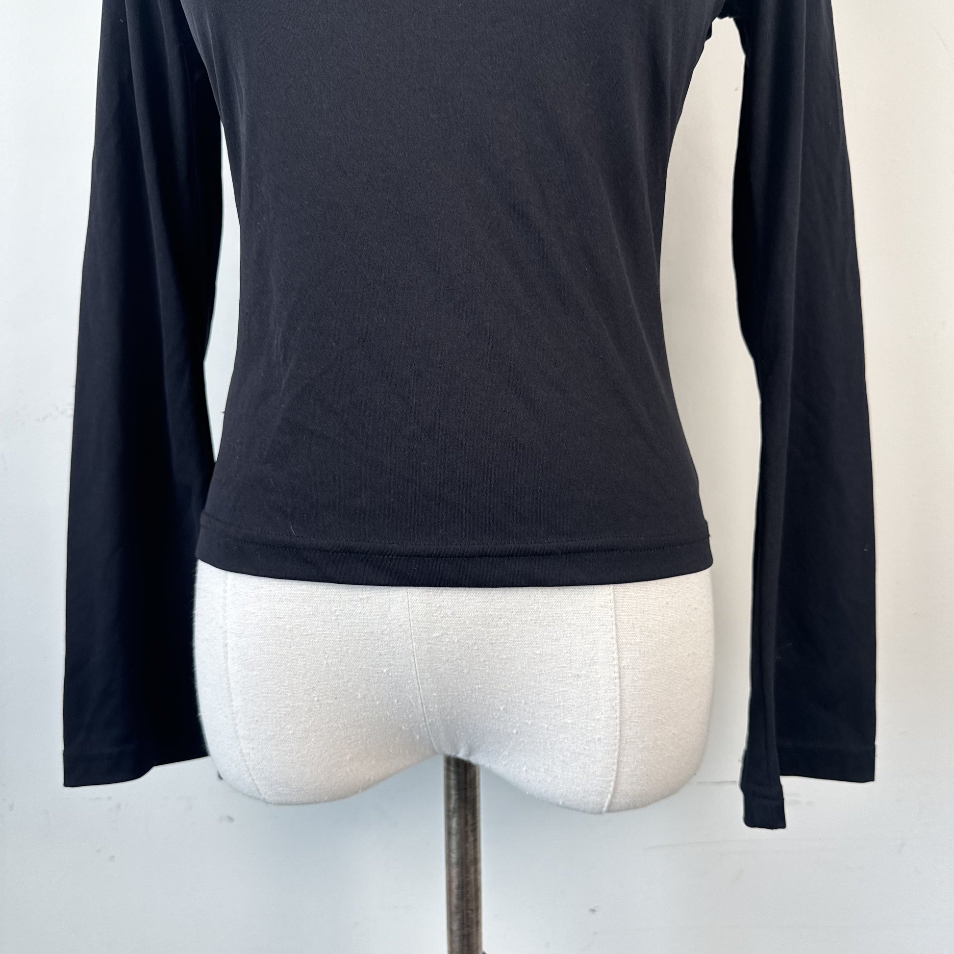 Vintage Black Fitted Bell Sleeve Diamond Cutout Top – view 3