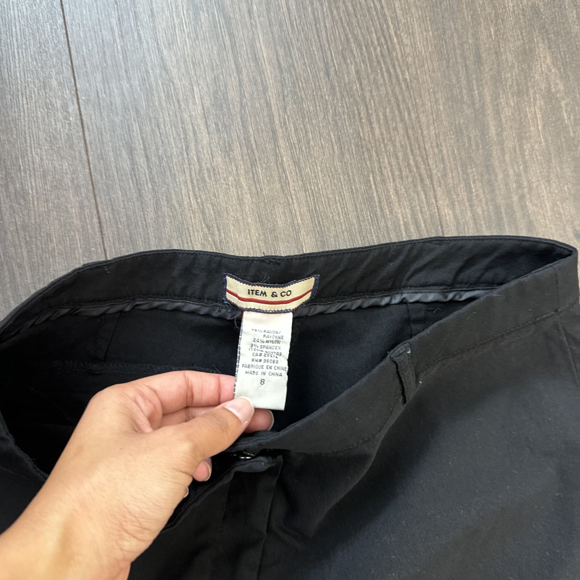 Vintage Black Capri Pants – view 7