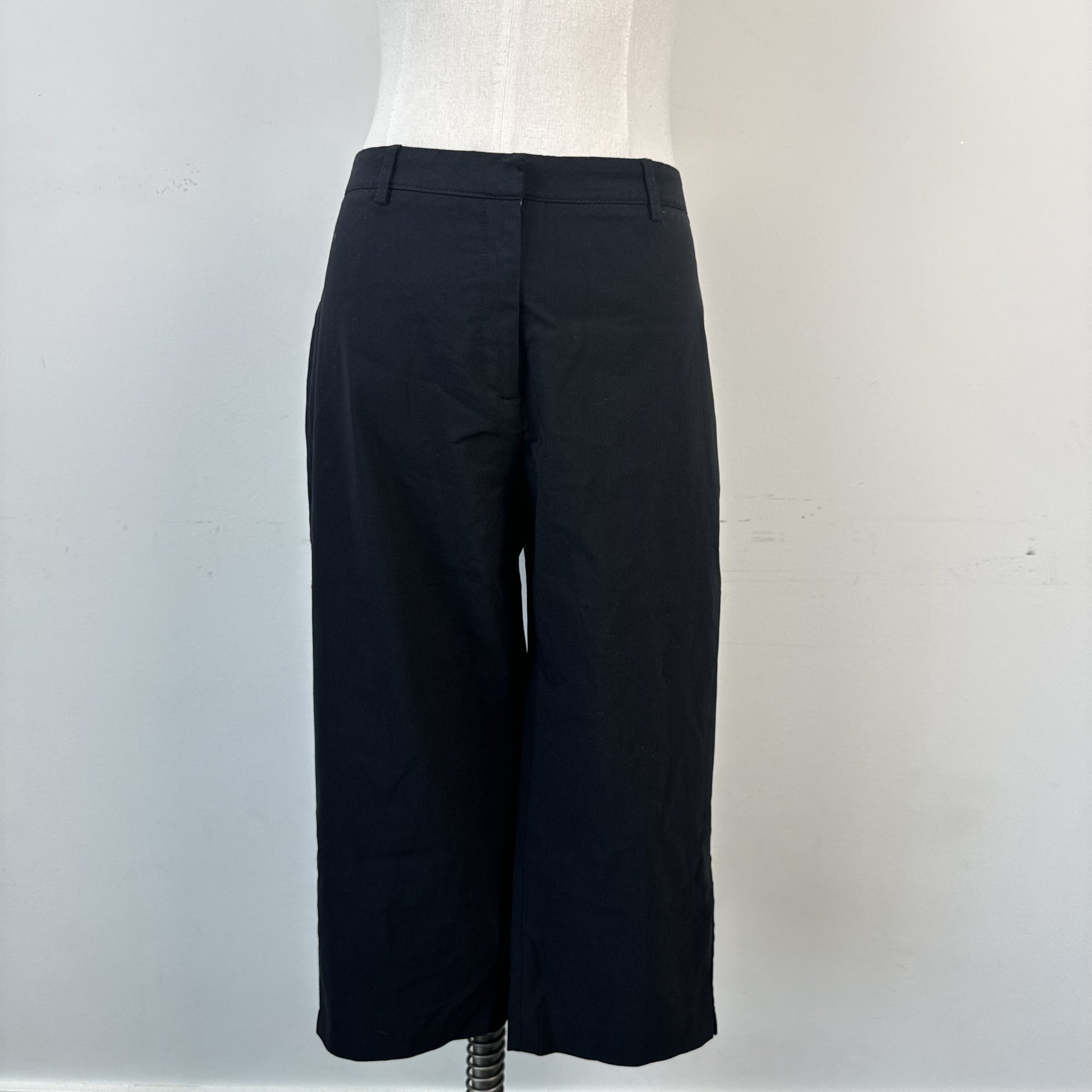 Vintage Black Capri Pants