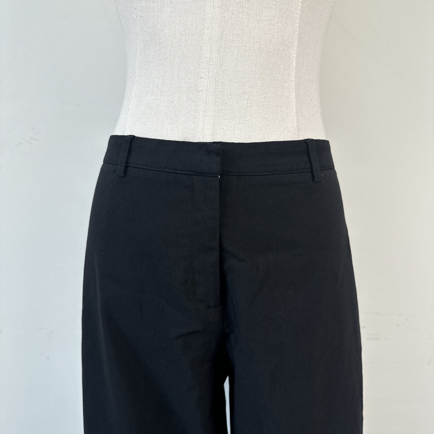 Vintage Black Capri Pants – view 2