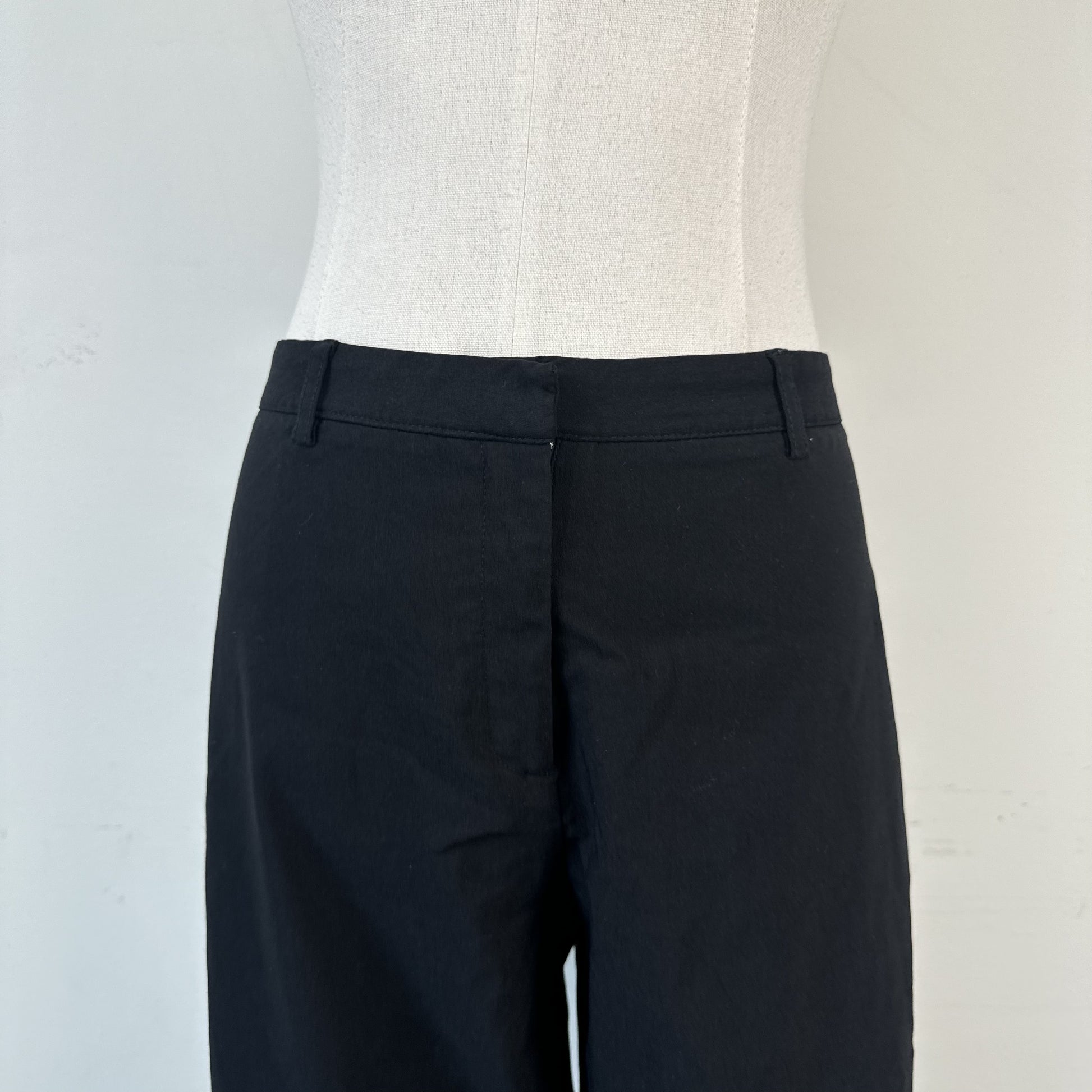 Vintage Black Capri Pants – view 2