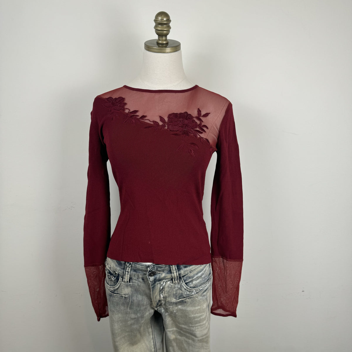 Vintage Burgundy Mesh Knit Embroidered Fitted Blouse – view 2
